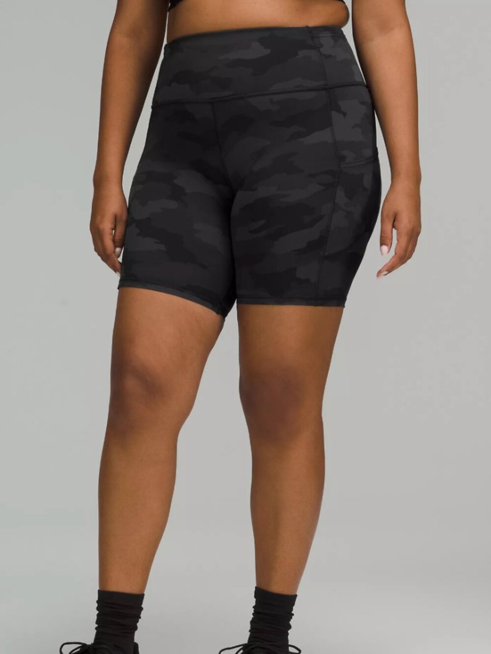 Lululemon Fast & Free High-Rise Short 8" - Size 6 - Heritage 365 Camo
